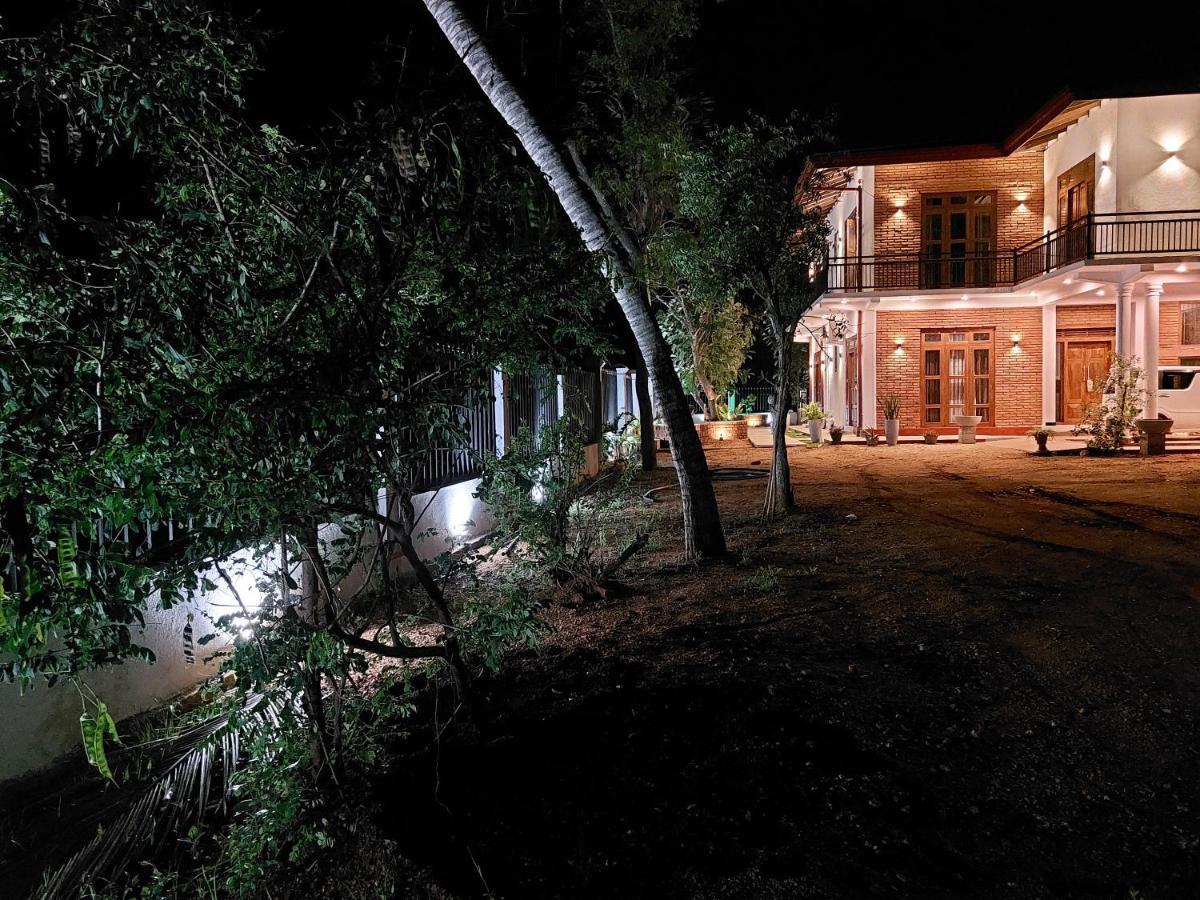 Green Shield Resort Анурадхапура Экстерьер фото