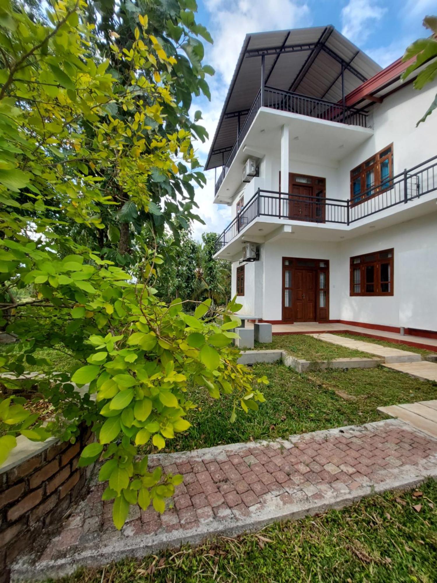 Green Shield Resort Анурадхапура Экстерьер фото
